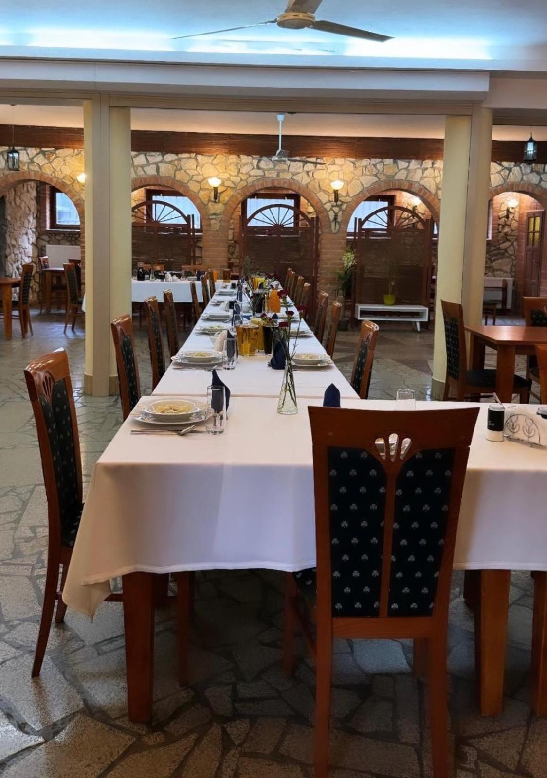 Powidz Lakeside Hotel & Restaurant المظهر الخارجي الصورة